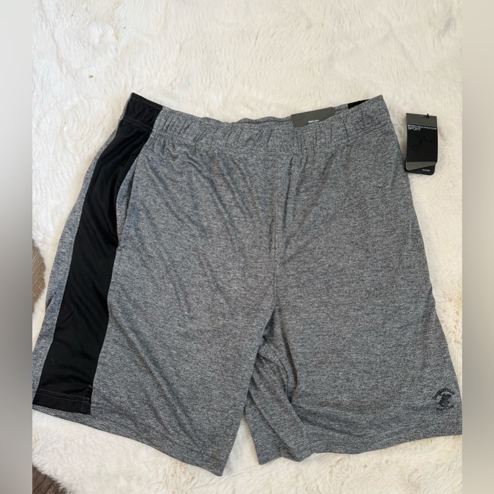 NWT Men’s Beverly Hills Polo Club Grey Athletic Shorts with Black Side Panel